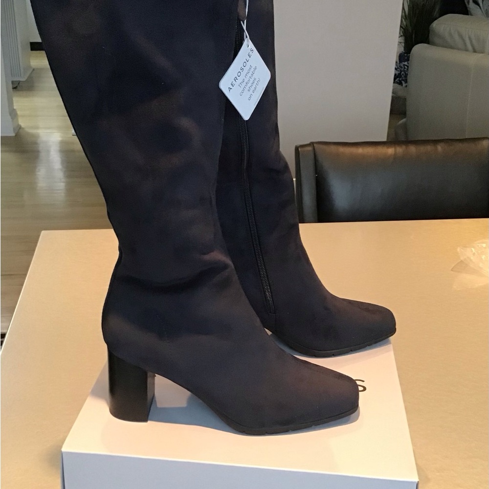 AEROSOLES Women's Micah Navy Faux Suede Boot 7.5 M